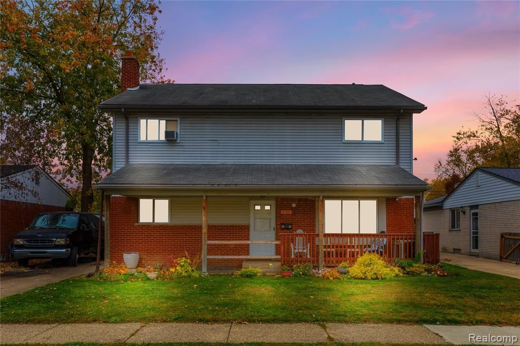 9274 Chamberlain Street, Romulus, MI 48174 Main Photo