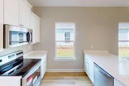 1056 Moen Loop photo 4