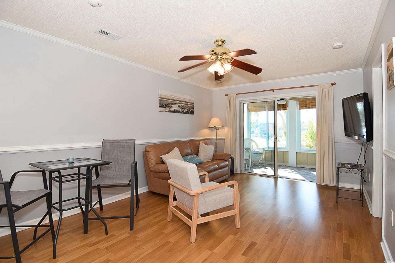 4622 Greenbriar Dr. Photo 9