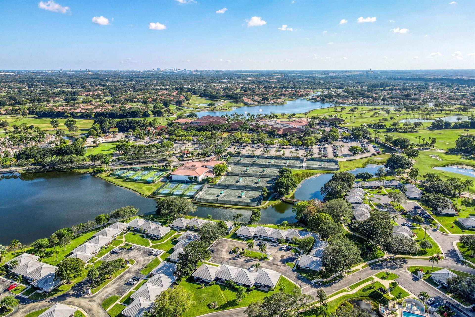 130 Club Drive, Palm Beach Gardens, FL 33418 Photo