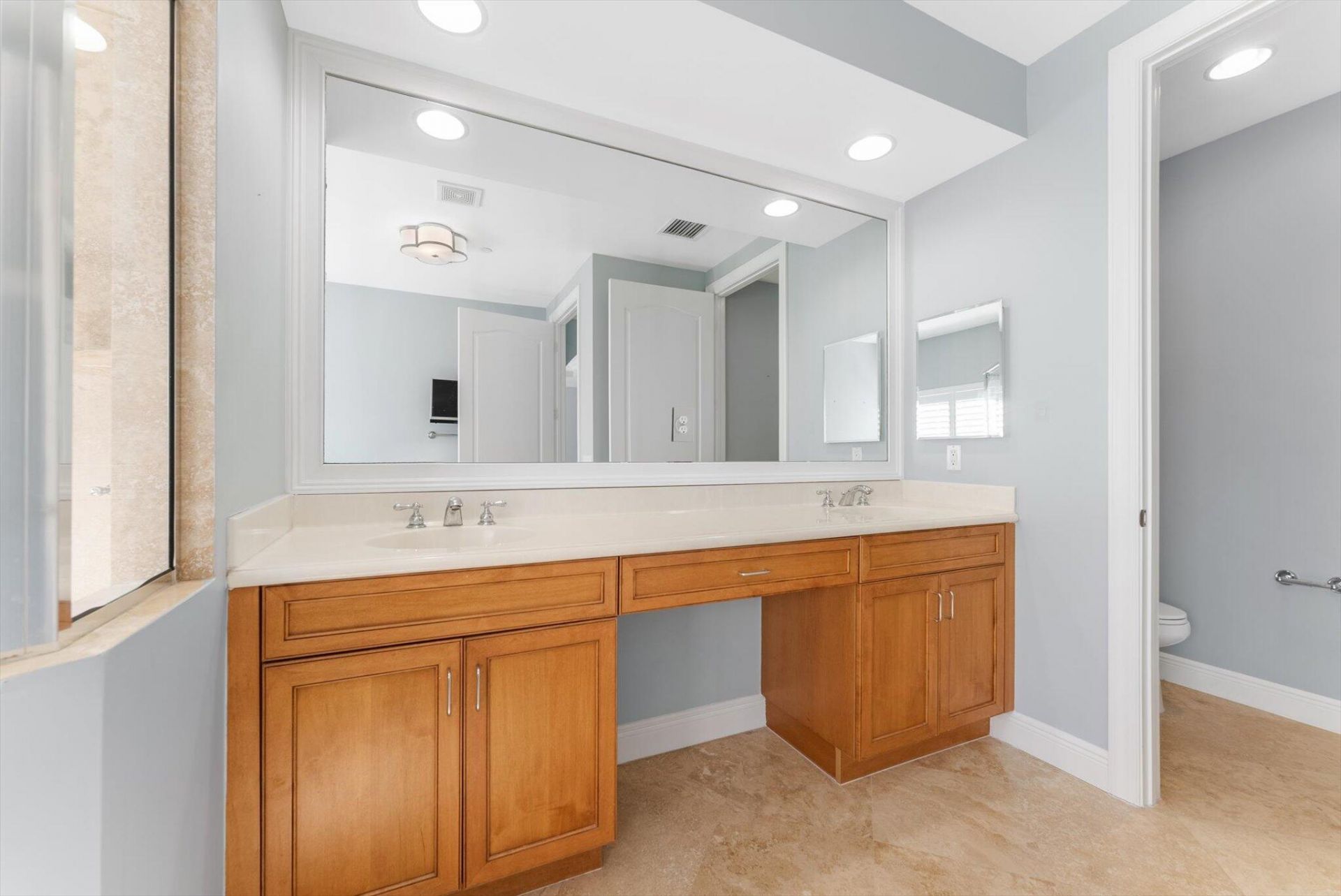 604 NE Francesca Lane, Boca Raton, FL 33487 Photo