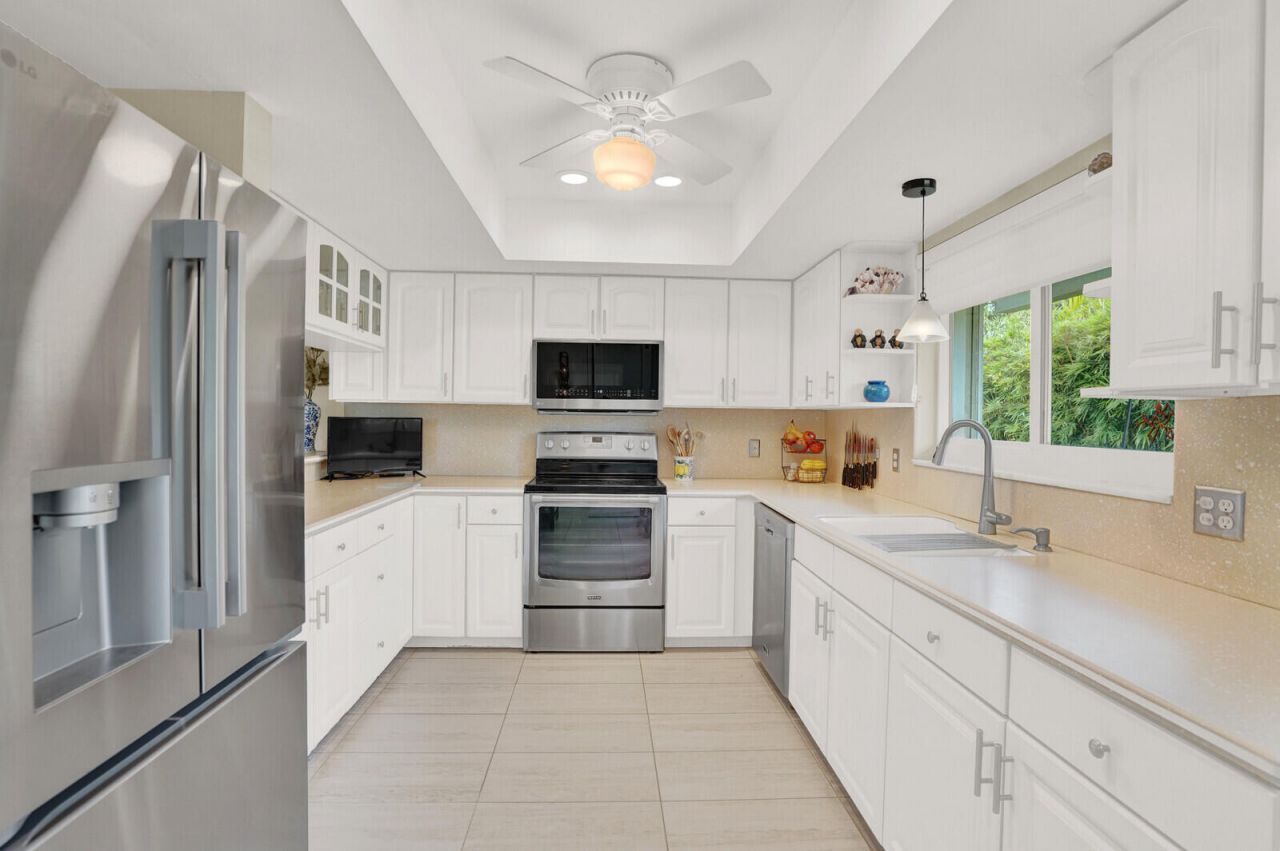 221 Orange Tree Drive, Atlantis, FL 33462 Photo