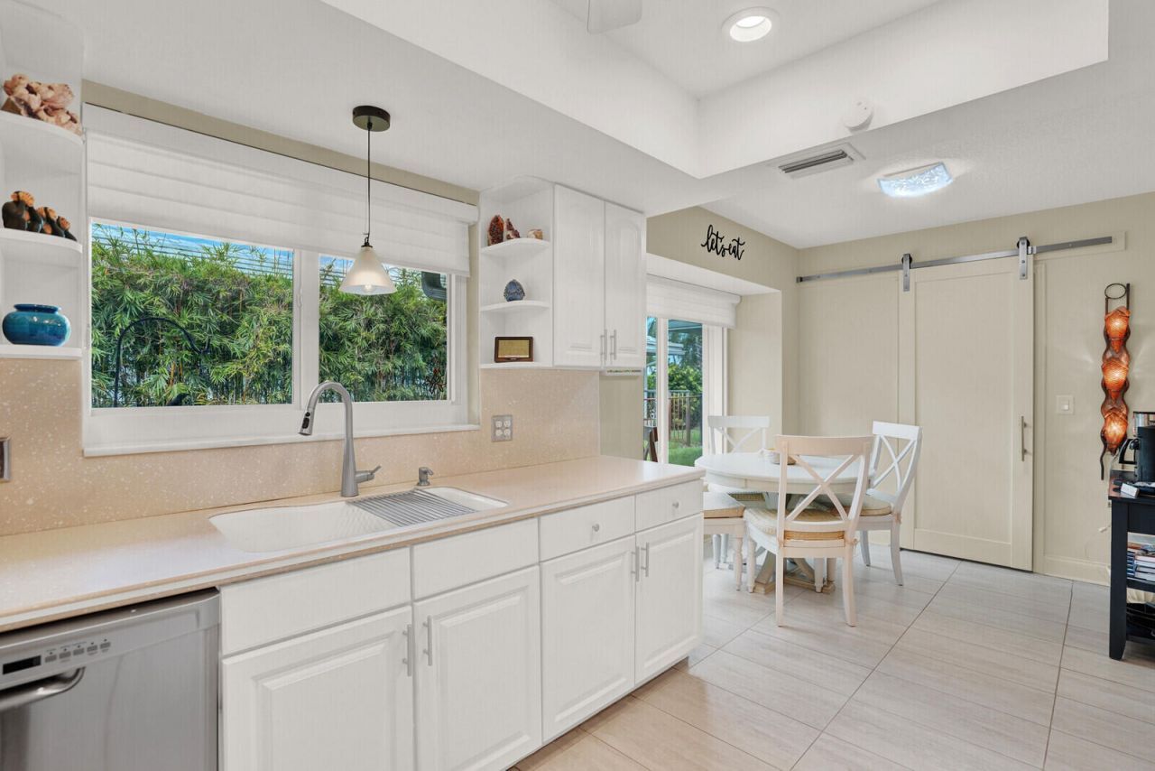 221 Orange Tree Drive, Atlantis, FL 33462 Photo