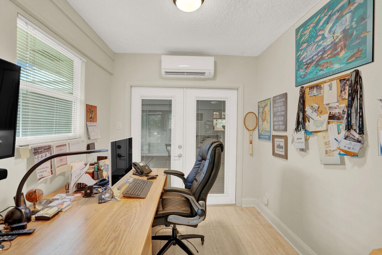 221 Orange Tree Drive, Atlantis, FL 33462 Photo