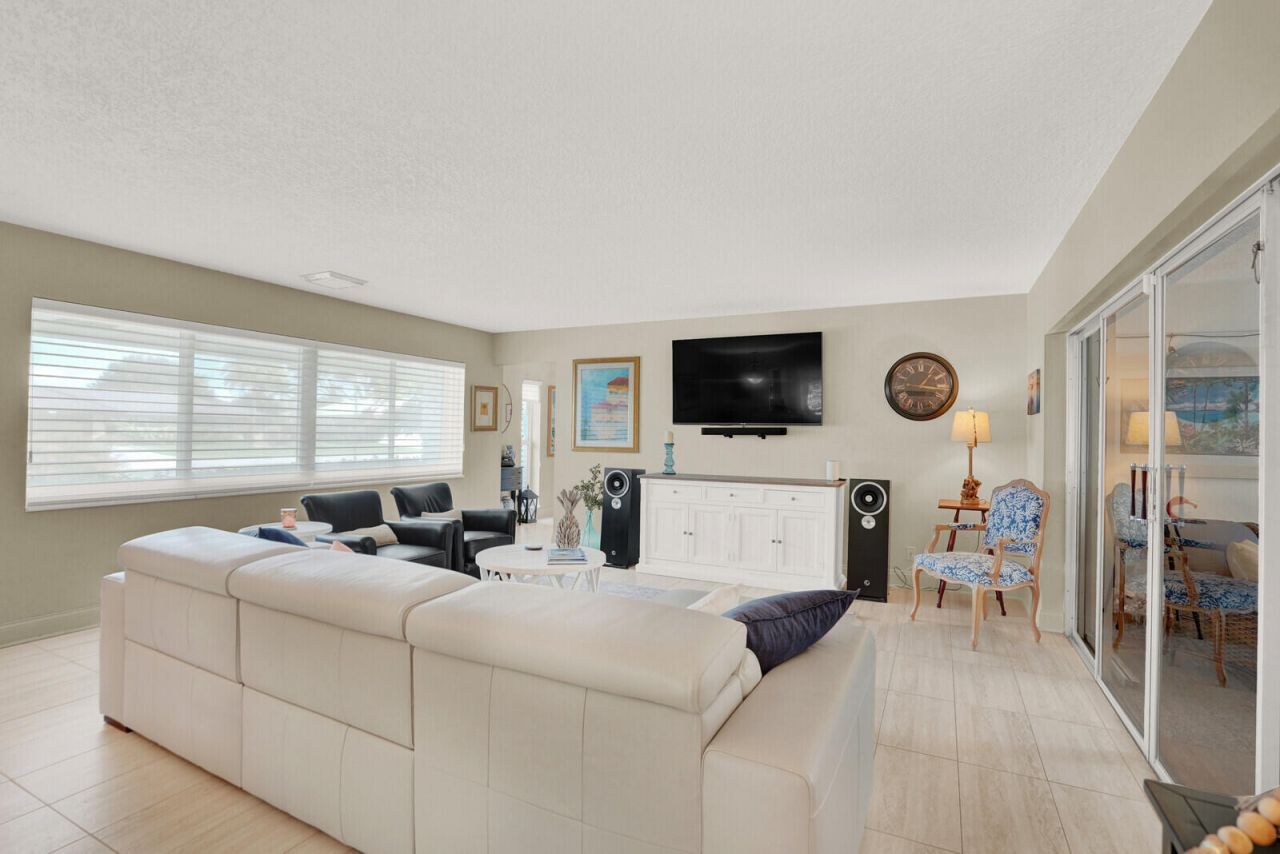 221 Orange Tree Drive, Atlantis, FL 33462 Photo