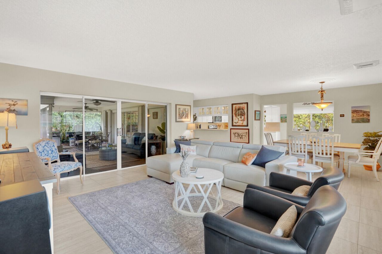 221 Orange Tree Drive, Atlantis, FL 33462 Photo