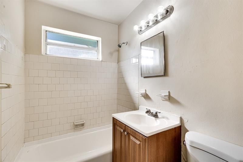 1501 NW 24th Avenue, Fort Lauderdale, FL 33311 Photo