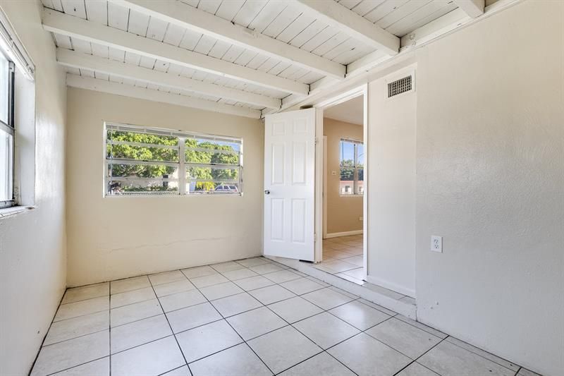 1501 NW 24th Avenue, Fort Lauderdale, FL 33311 Photo