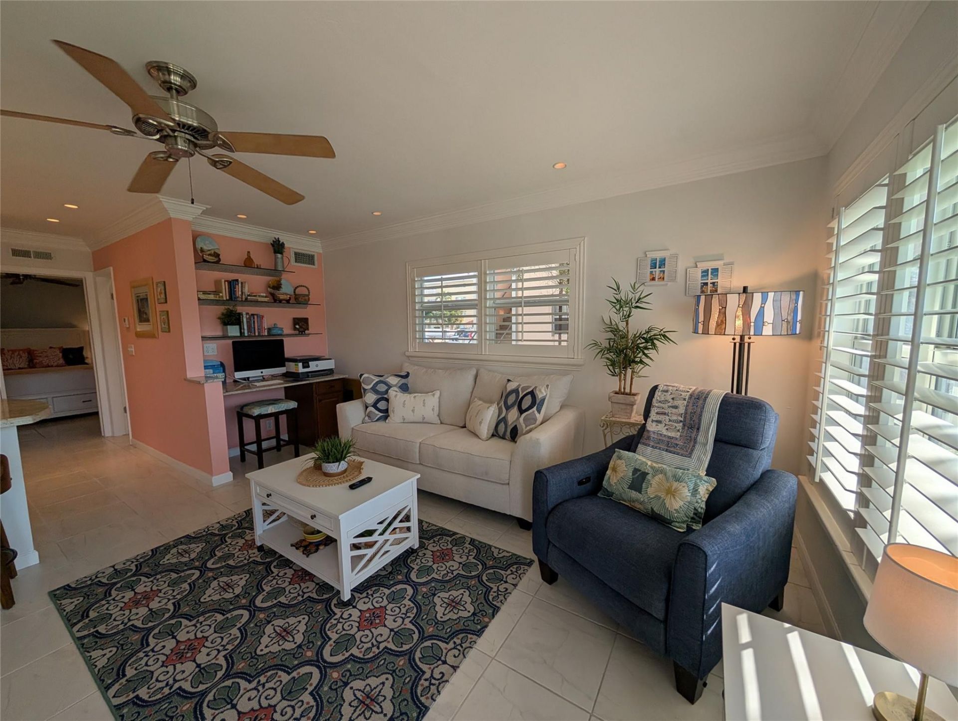 2808 NE 33rd Court, Unit 101, Fort Lauderdale, FL 33306 Photo