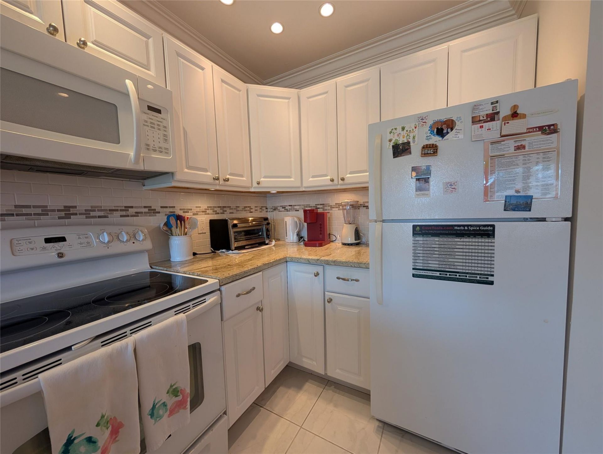 2808 NE 33rd Court, Unit 101, Fort Lauderdale, FL 33306 Photo