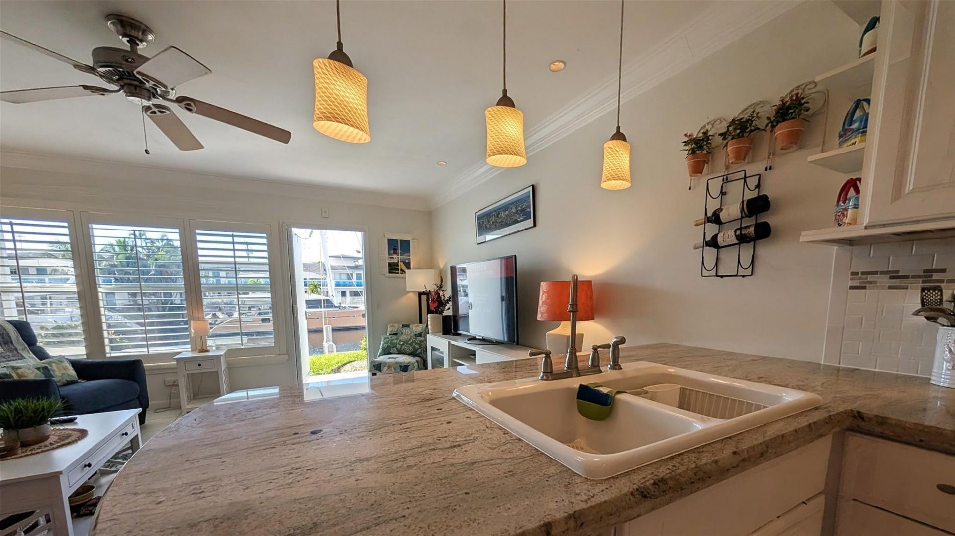 2808 NE 33rd Court, Unit 101, Fort Lauderdale, FL 33306 Photo