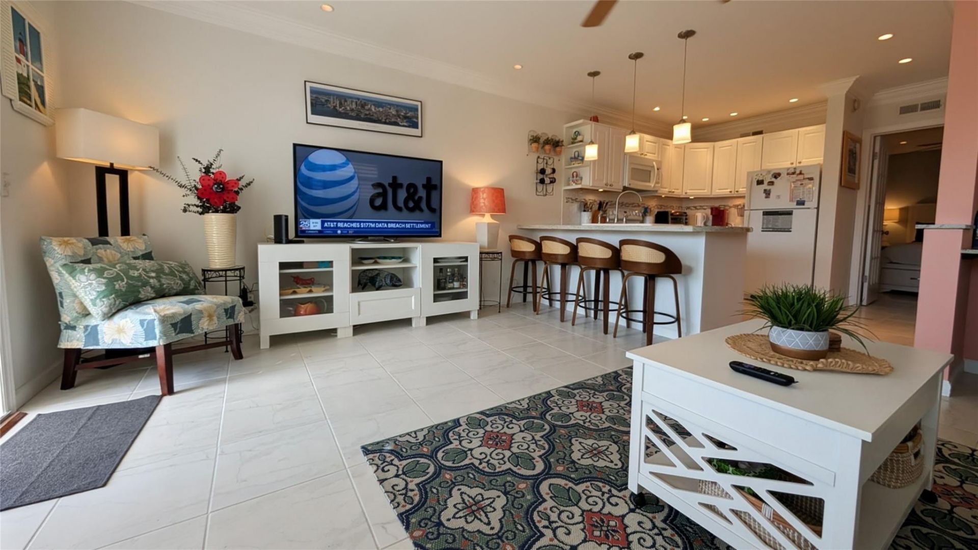 2808 NE 33rd Court, Unit 101, Fort Lauderdale, FL 33306 Photo