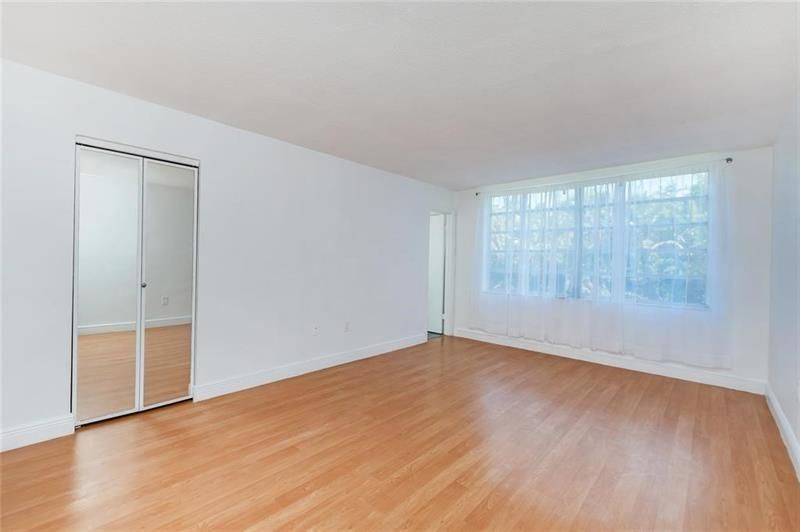 1101 NE 191st Street, Unit H301, Miami, FL 33179 Photo