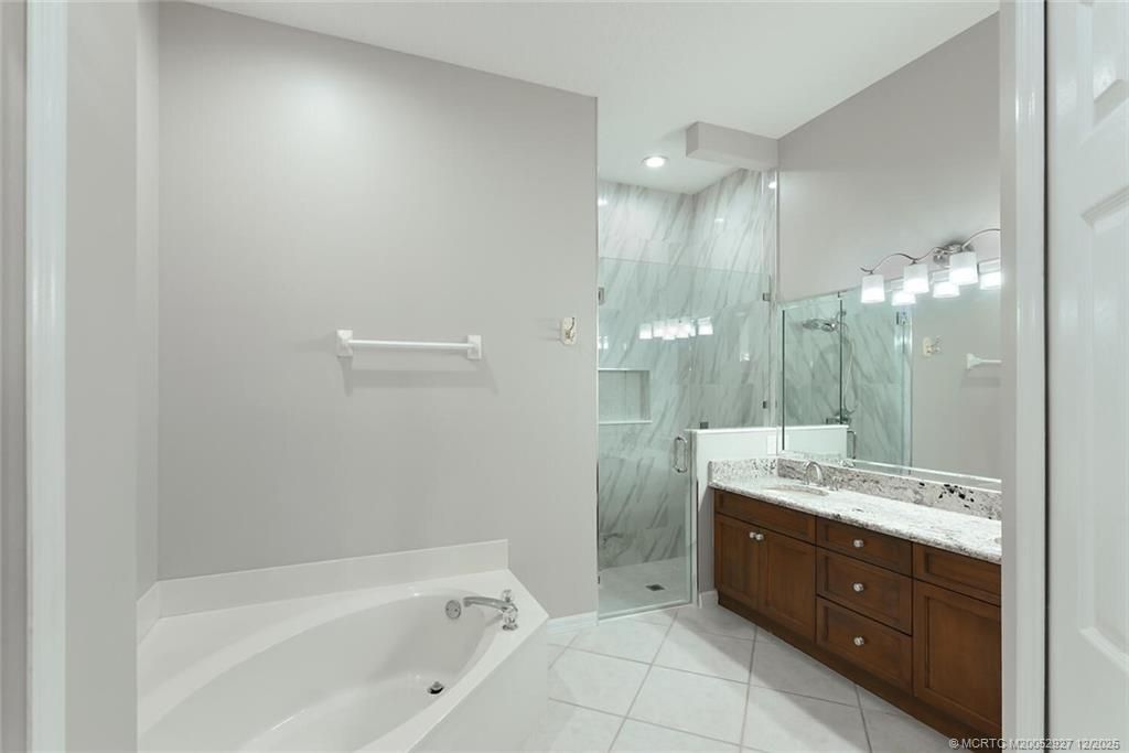 1741 SW Willowbend Lane, Palm City, FL 34990 Photo