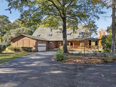 1086 St Julien Drive, Eutawville, SC 29048