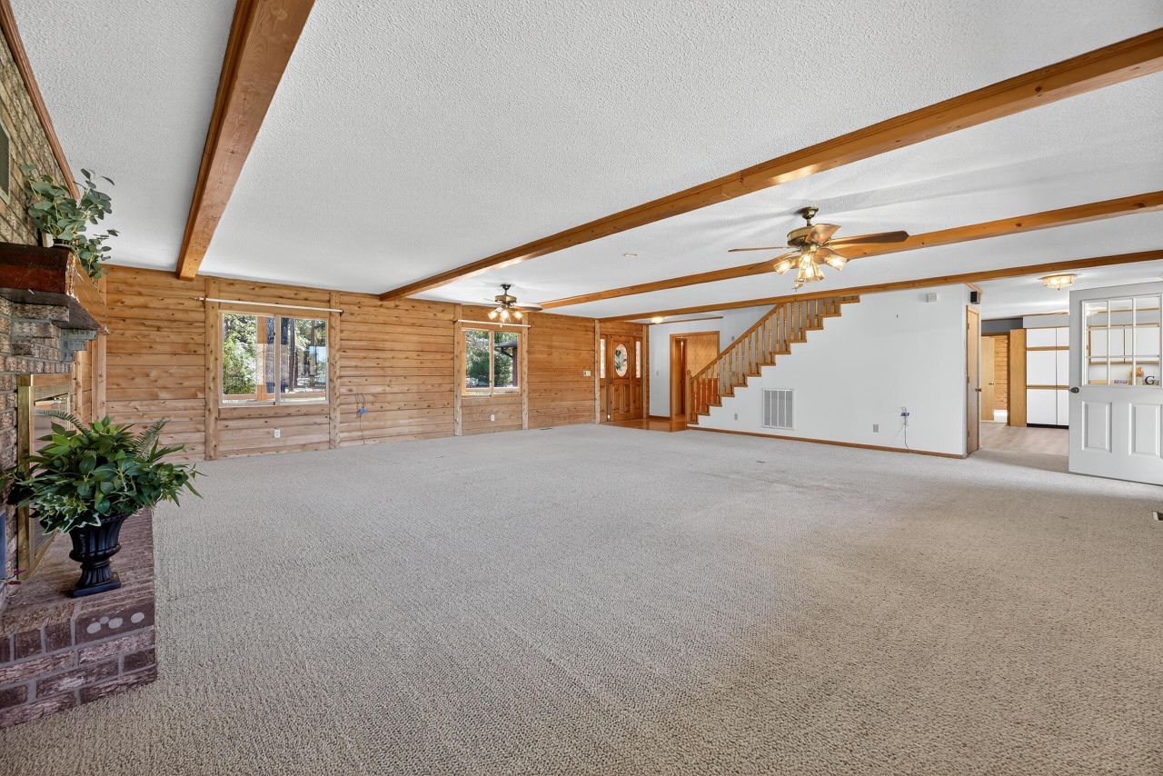 1086 St Julien Drive Photo 14