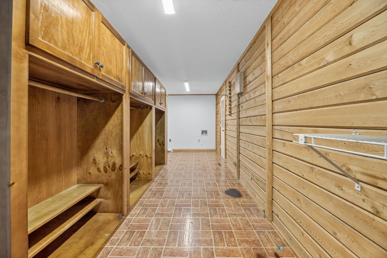 1086 St Julien Drive Photo 27