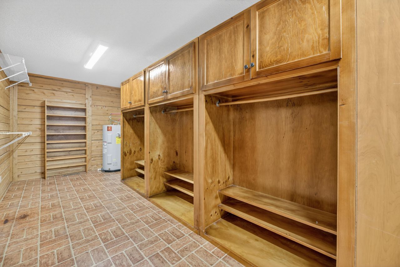 1086 St Julien Drive Photo 28