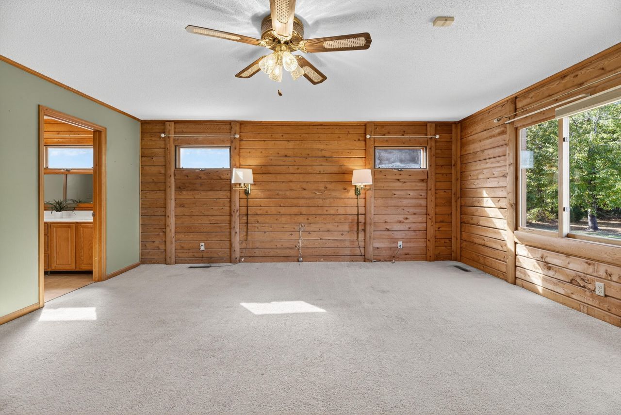 1086 St Julien Drive Photo 31