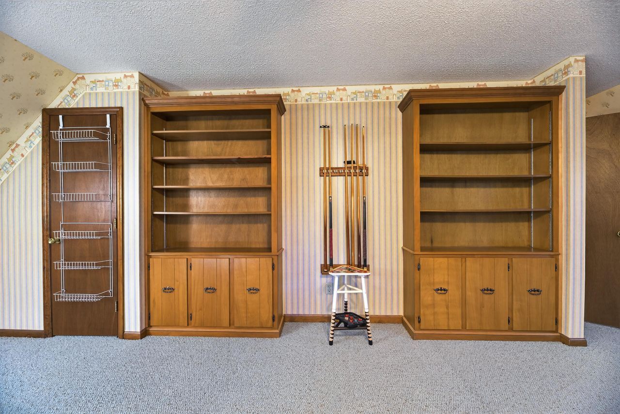 1086 St Julien Drive Photo 42