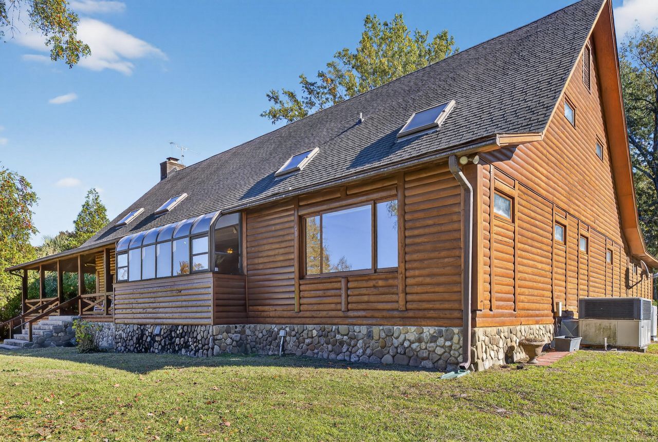 1086 St Julien Drive Photo 53