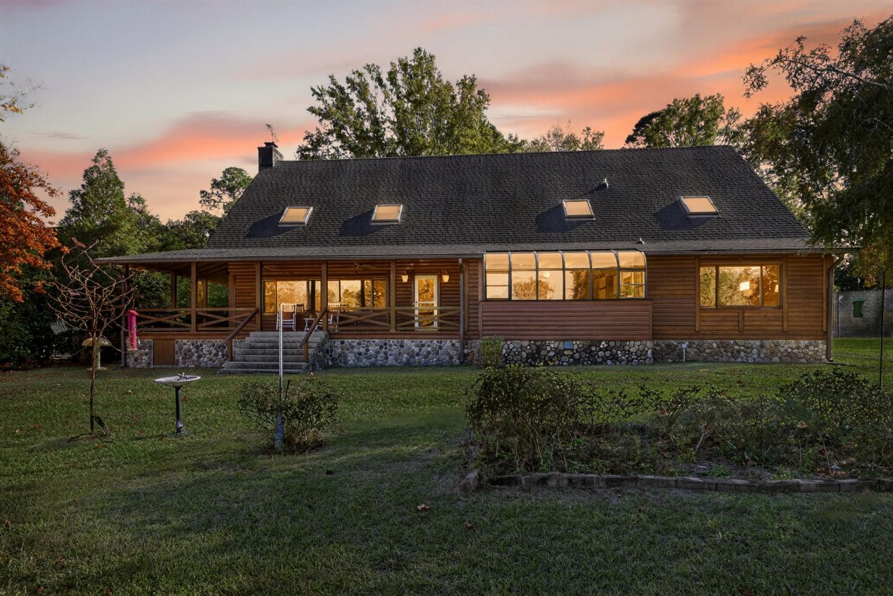 1086 St Julien Drive Photo 62