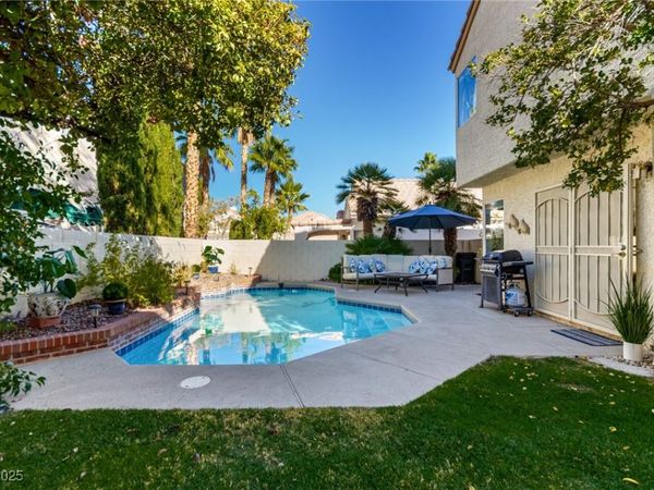 9608 Crystal Cup Circle, Las Vegas, NV 89117