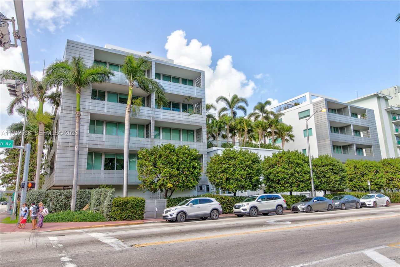 1700 Meridian Ave, Unit 406, Miami Beach, FL 33139 Photo