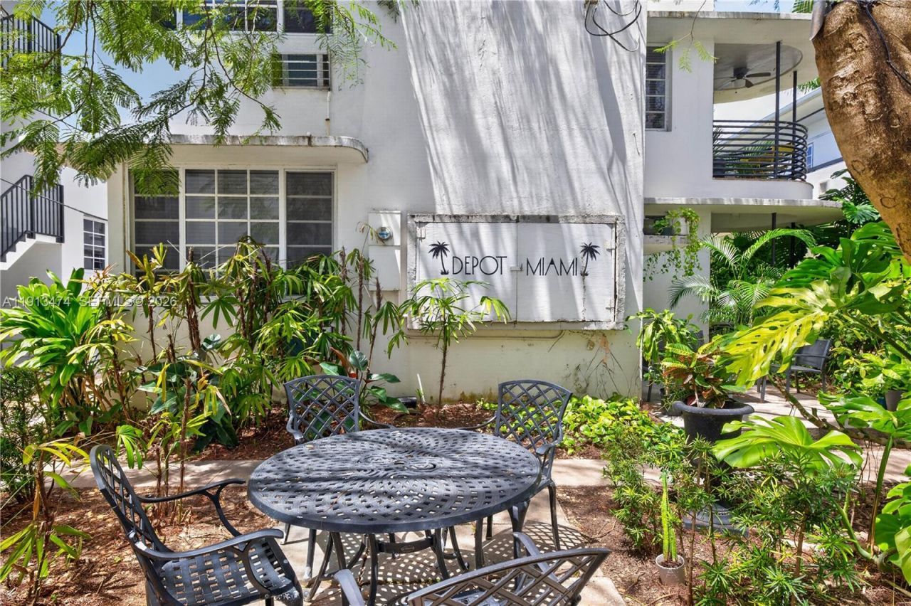 1601 Jefferson Ave, Unit TH, Miami Beach, FL 33139 Photo
