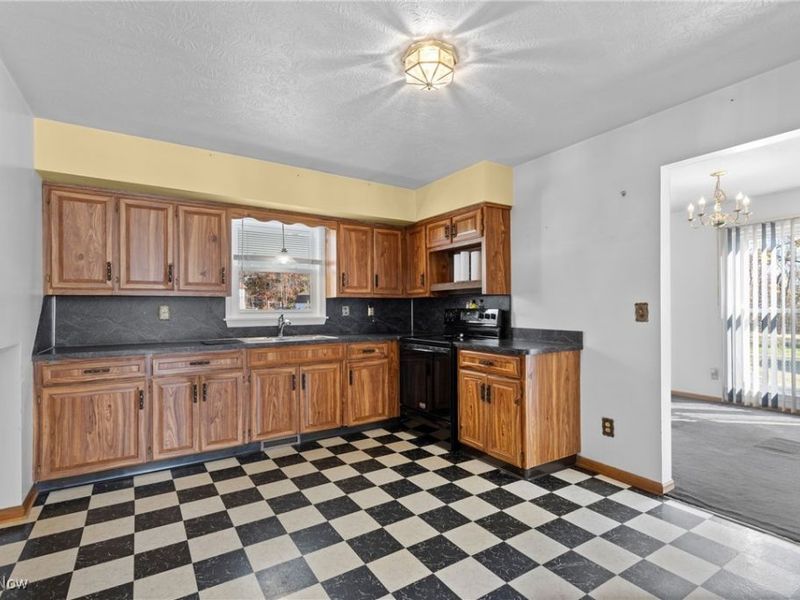 64643 Loomis Lane, Belmont, OH 43718 Photo 12