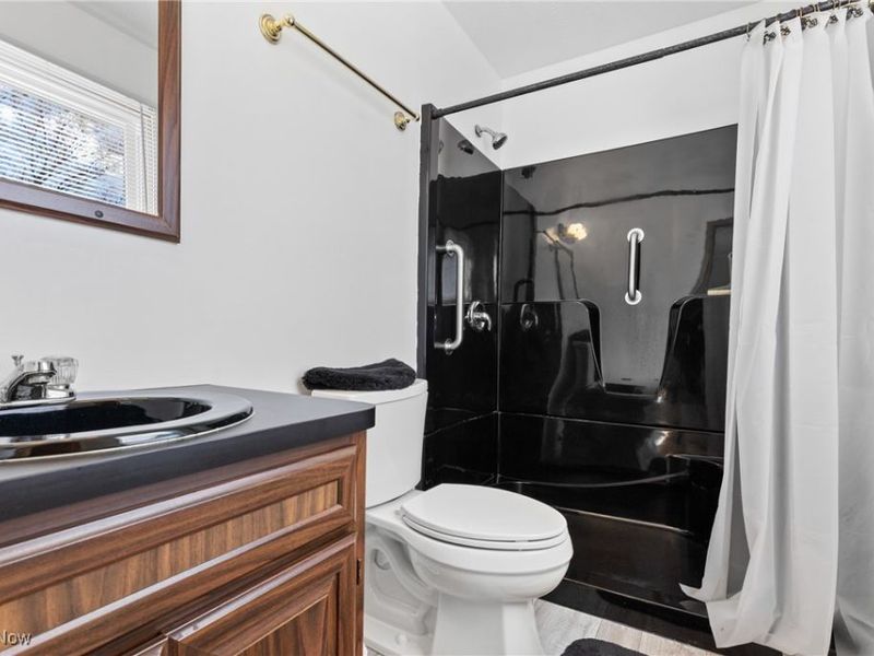 64643 Loomis Lane, Belmont, OH 43718 Photo 18