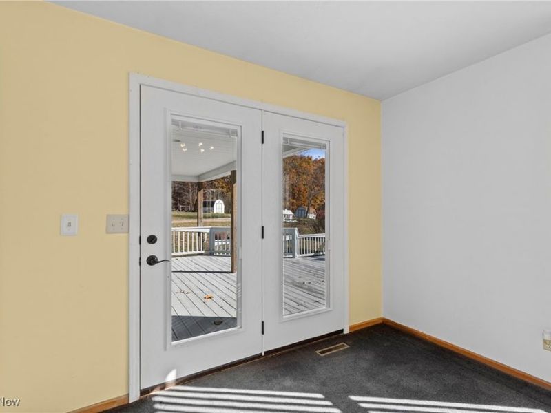 64643 Loomis Lane, Belmont, OH 43718 Photo 9