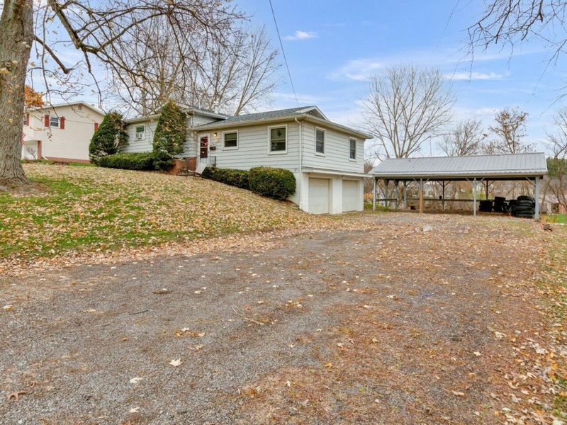 518 Snyder Drive, Loudonville, OH 44842 Photo 5