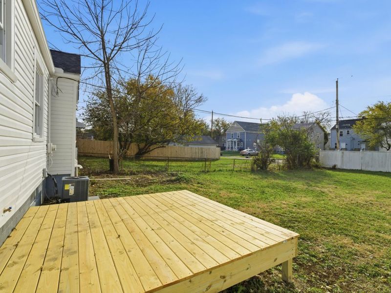 1689 E Kossuth Street, Columbus, OH 43206 Photo 16