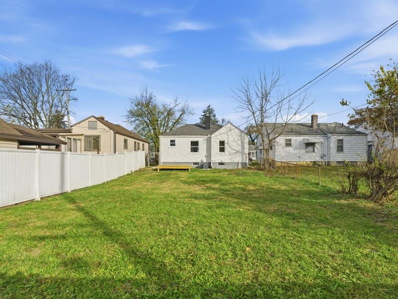 1689 E Kossuth Street, Columbus, OH 43206 Photo 18