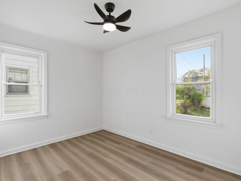 1689 E Kossuth Street, Columbus, OH 43206 Photo 9