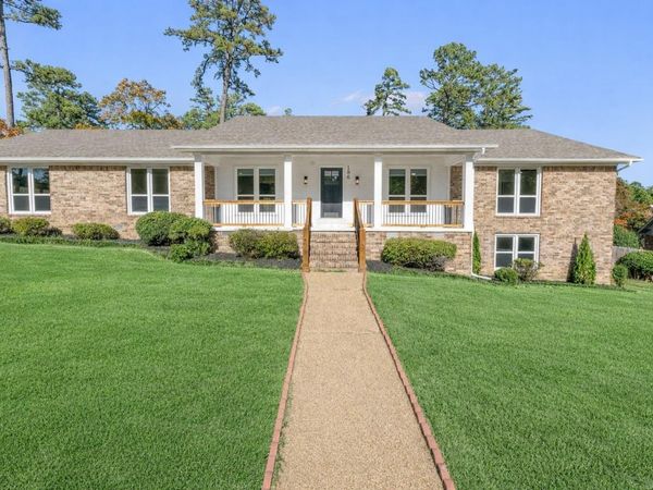 186 Pebble Beach Drive, Little Rock, AR 72212