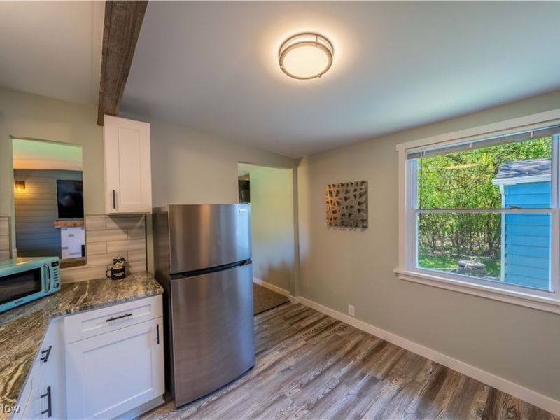 99 Smith Street, Unit B, Oberlin, OH 44074 Photo 16