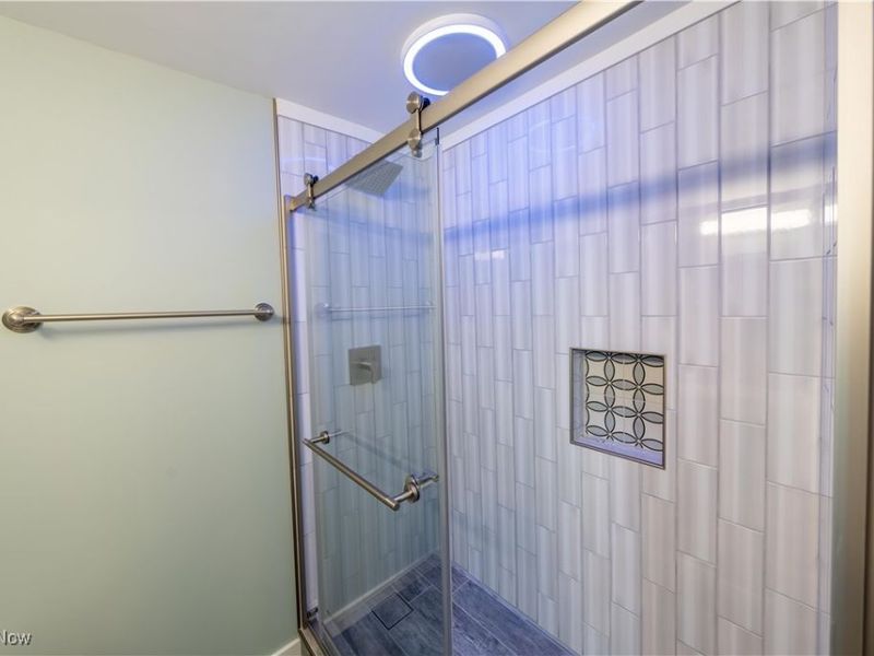 99 Smith Street, Unit B, Oberlin, OH 44074 Photo 20