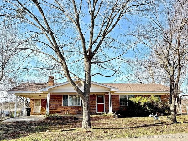 613 S Rodgers Street, Vian, OK 74962