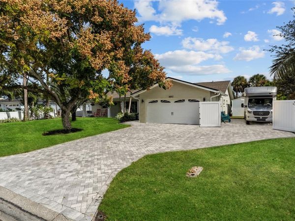 4592 40TH STREET S, ST PETERSBURG, FL 33711