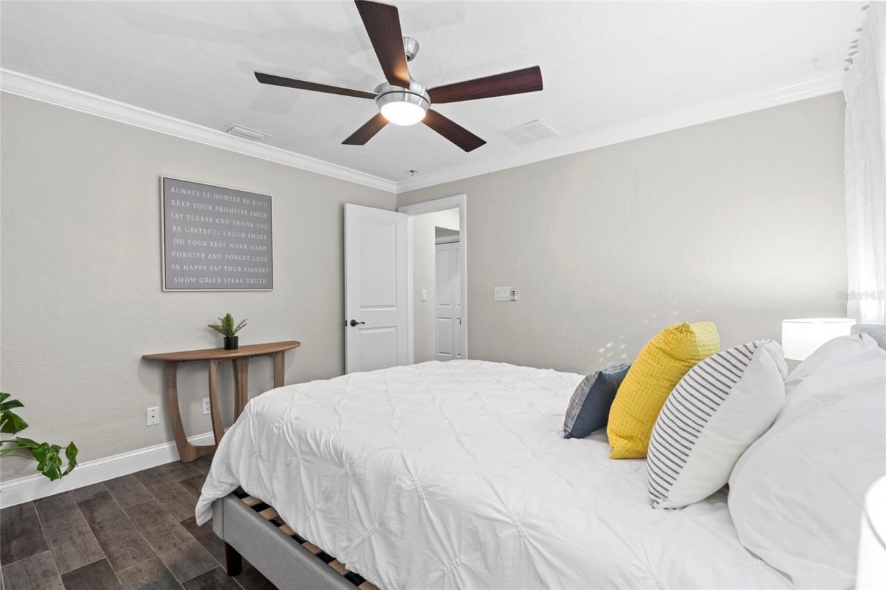 4592 40th Street S, Saint Petersburg, FL 33711 Photo