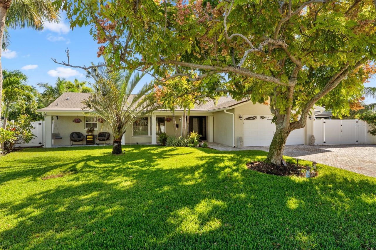 4592 40th Street S, Saint Petersburg, FL 33711 Photo