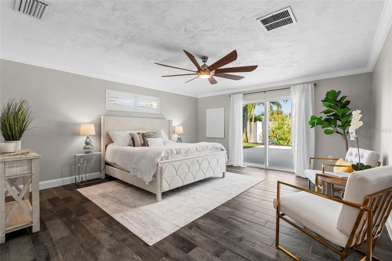 4592 40th Street S, Saint Petersburg, FL 33711 Photo