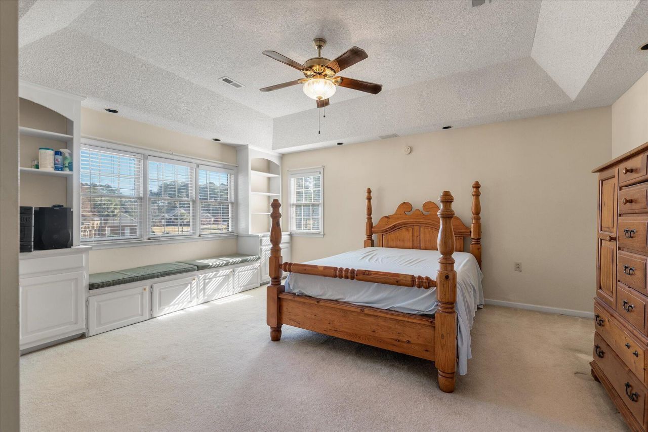 1004 Devonshire Drive Photo 20