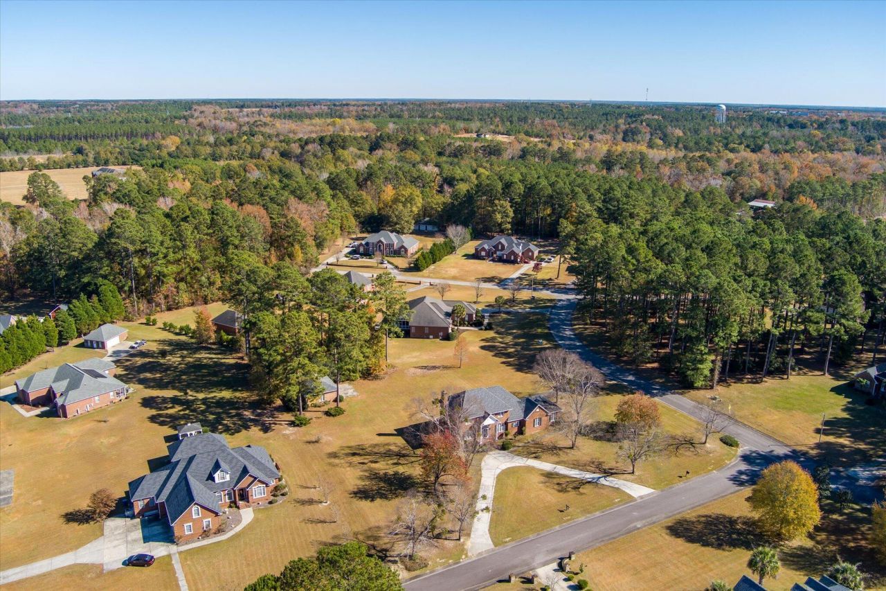 1004 Devonshire Drive Photo 35