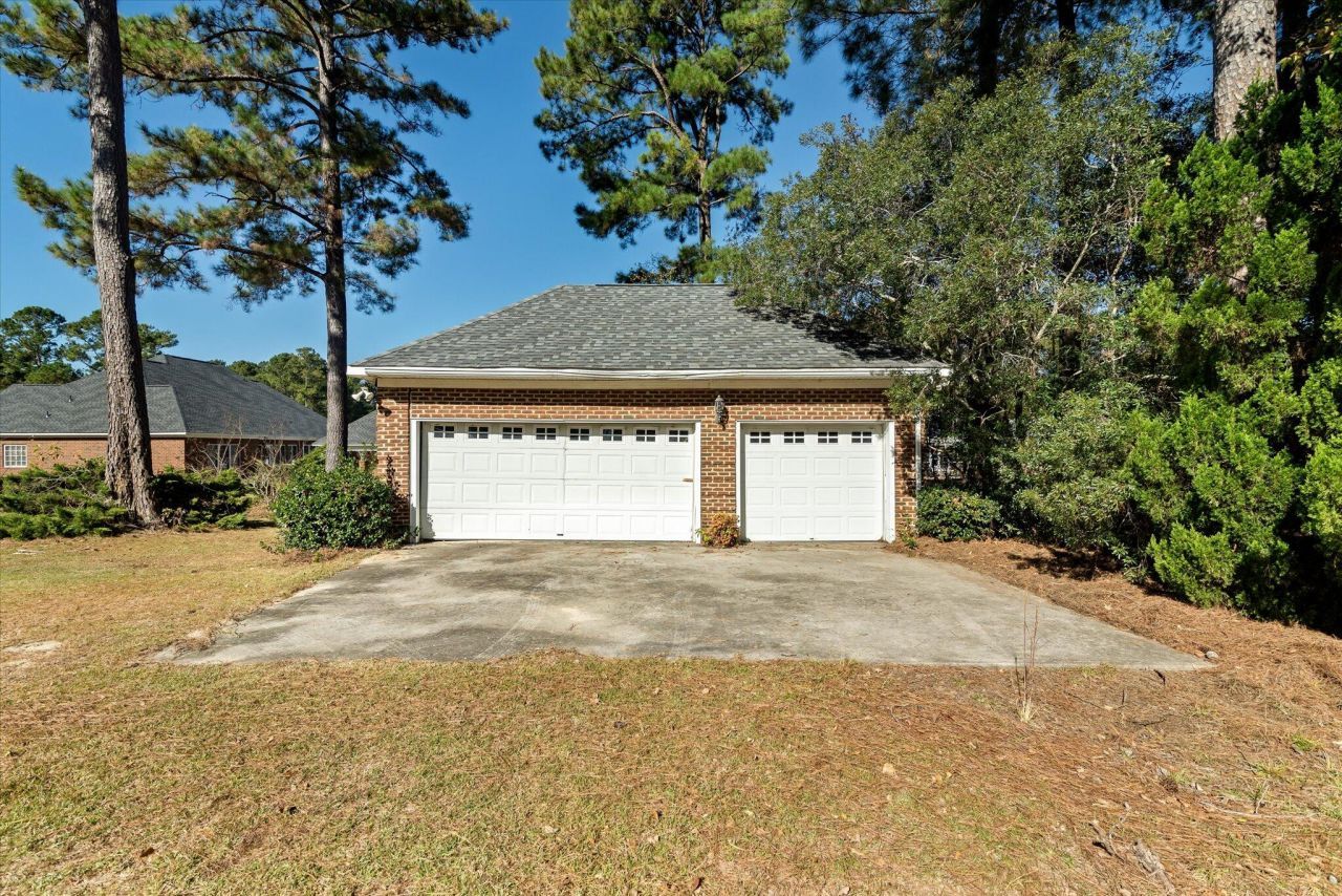 1004 Devonshire Drive Photo 38