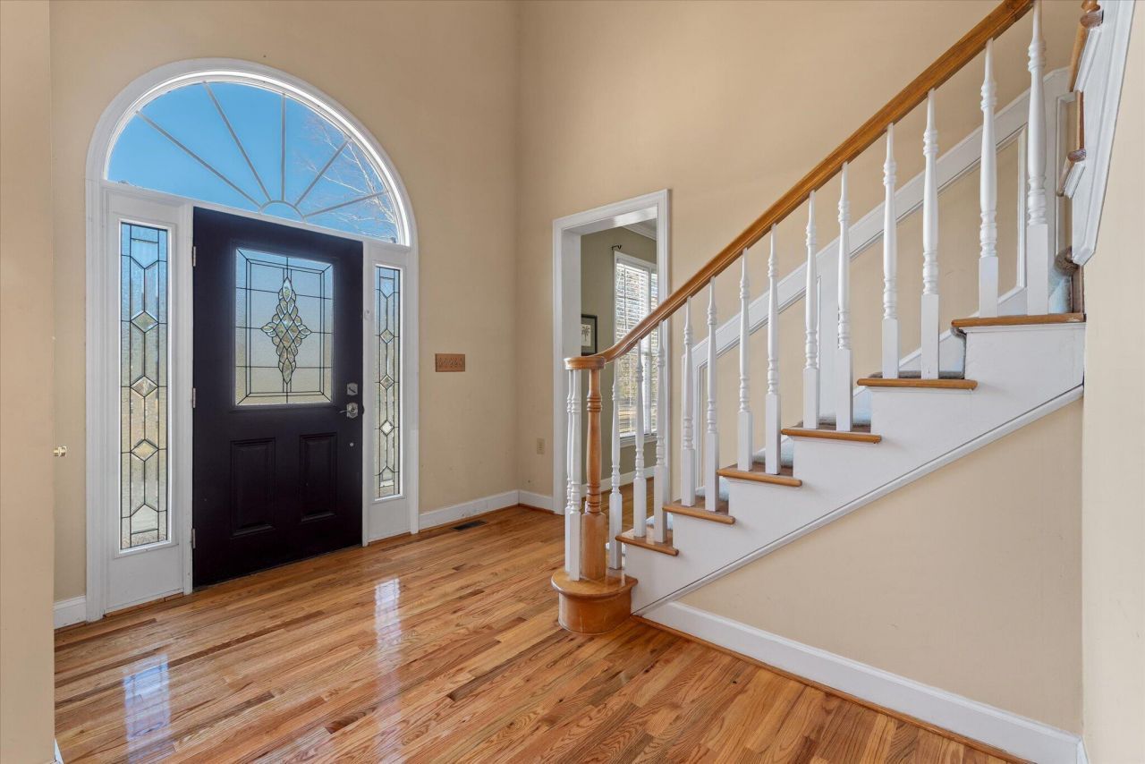 1004 Devonshire Drive Photo 4