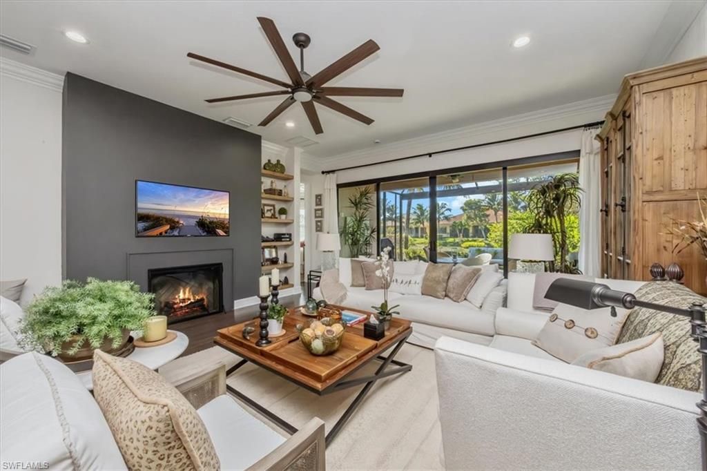 13456 Mandarin Cir, Naples, FL 34109 Photo