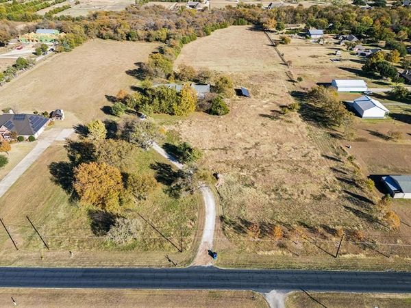 725 Stinson Road, Lucas, TX 75002